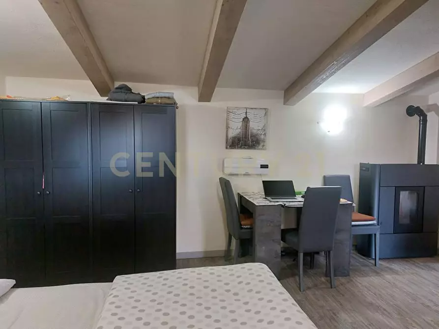 Immagine 27 di Loft/Open space in vendita  in via fonte antese snc a Radicofani