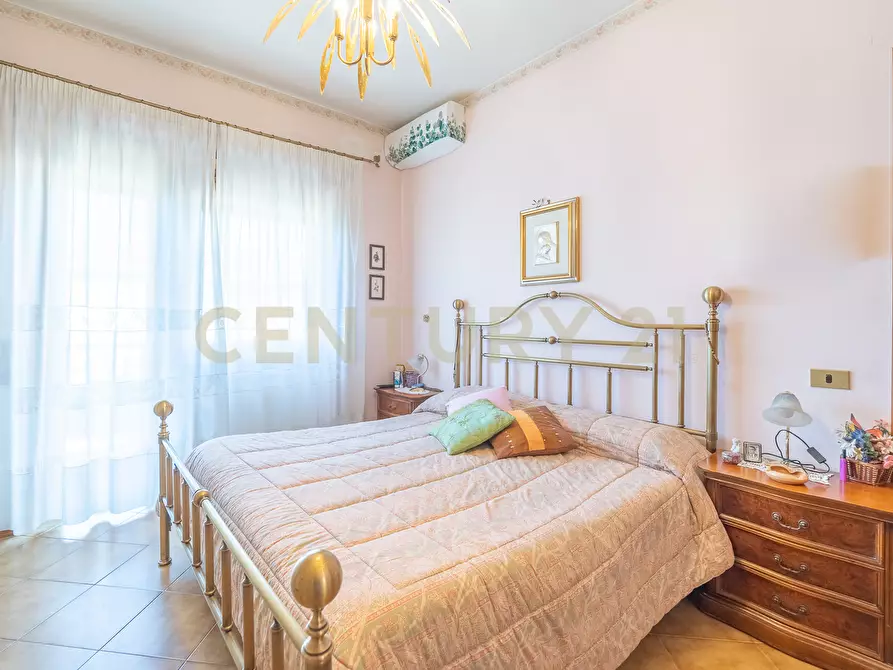 Immagine 4 di Attico in vendita  in Via di Torre Morena 100 a Roma