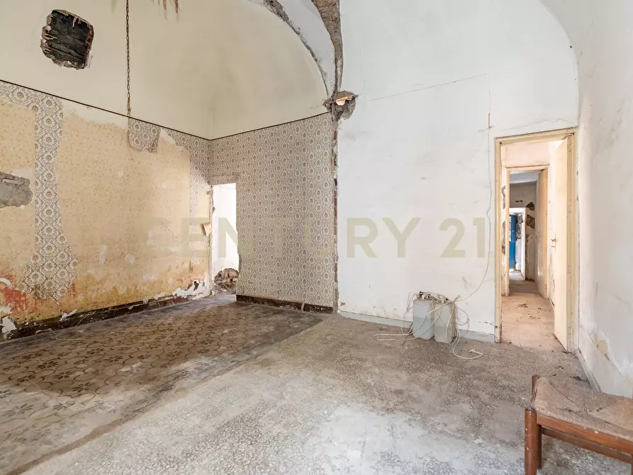 Immagine 16 di Casa indipendente in vendita  in Via Duca di Massa 17/19 a Aci Castello