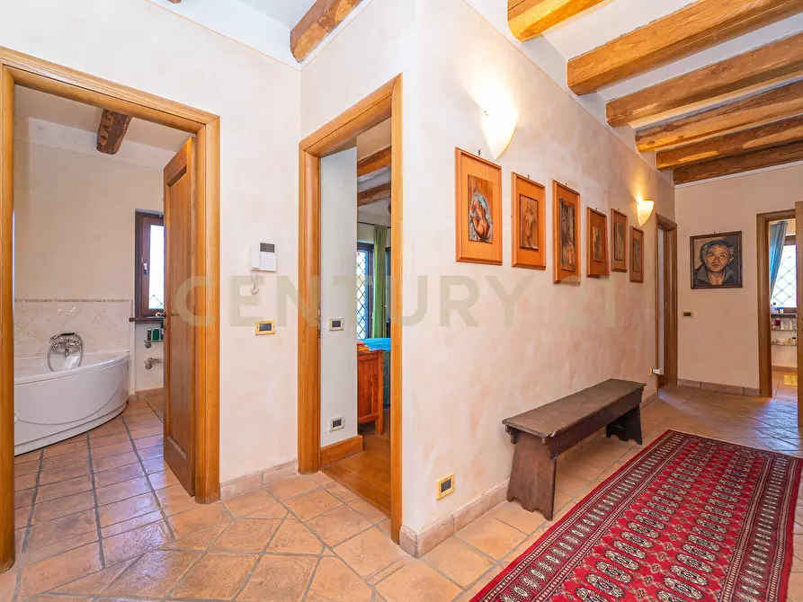 Immagine 26 di Villa in vendita  in Via Santa Lucia 1900 a Morlupo