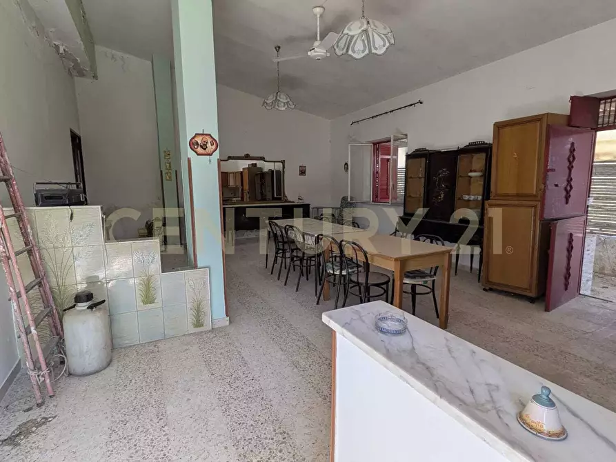 Immagine 9 di Villa in vendita  in Via Filippa Miccichè snc a Santa Cristina Gela