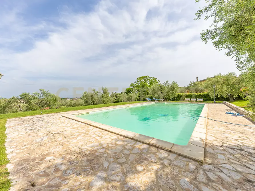 Immagine 21 di Villa in vendita  in Via di Battiferro 43 a Formello