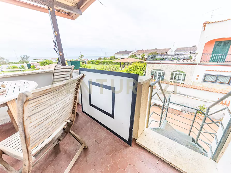 Immagine 77 di Villa in vendita  in Via Calabria 4 a Ardea