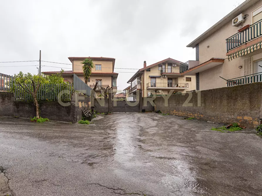 Immagine 75 di Villetta a schiera in vendita  in Via Carrubella 8 a Catania