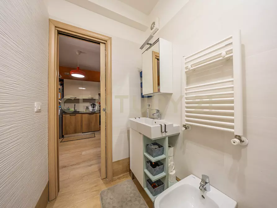 Immagine 35 di Trilocale in vendita  in Via di Quarto Rubbie 16a a Roma