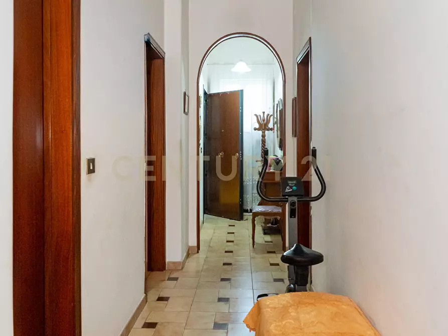 Immagine 33 di Pentalocale in vendita  in Via Sottotenente Cantone 30 a Mascalucia