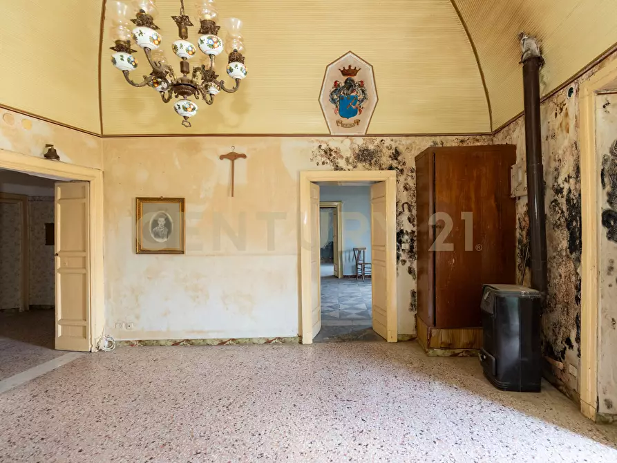 Immagine 6 di Casa indipendente in vendita  in Via Roma 68 a Vizzini