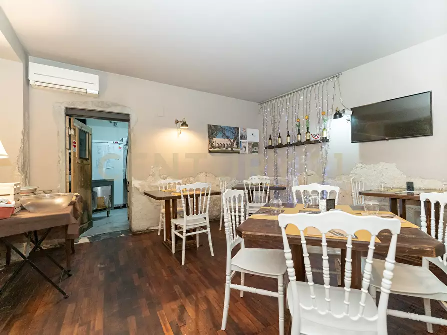 Immagine 19 di Locale commerciale in vendita  in Via Monsignor Ventimiglia snc a Catania