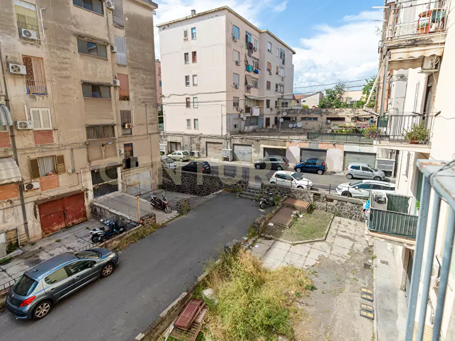 Immagine 17 di Quadrilocale in vendita  in Via dell'Adamello 17 a Catania
