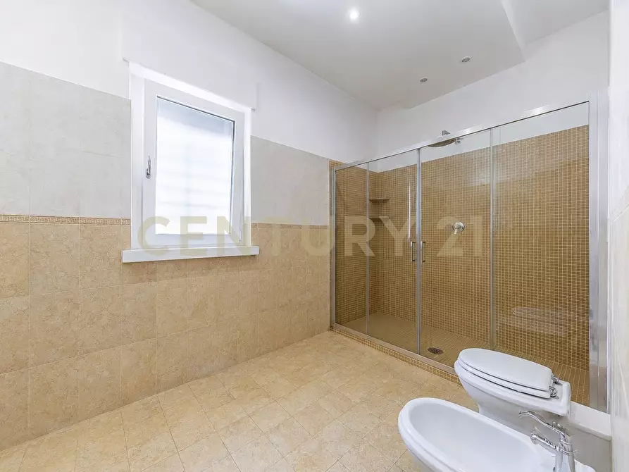 Immagine 13 di Villa in vendita  in Via Caporetto 23 a Anzio