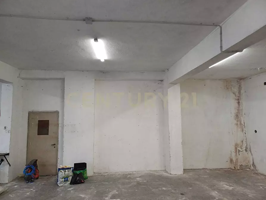 Immagine 11 di Magazzino in affitto  in Via Lucania 10 a Verona