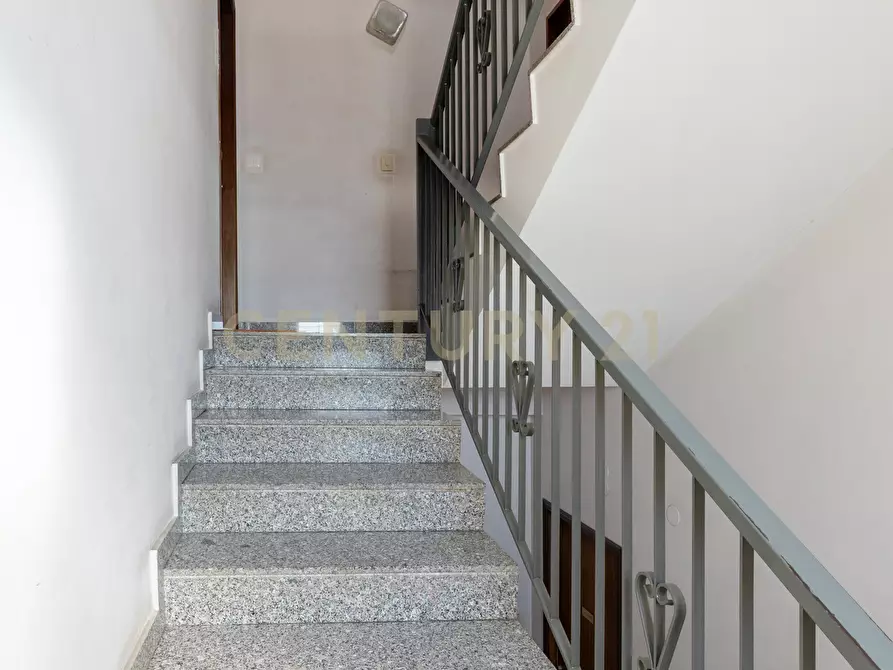 Immagine 19 di Trilocale in vendita  in Via Alfredo Rampi 24 a Aci Catena
