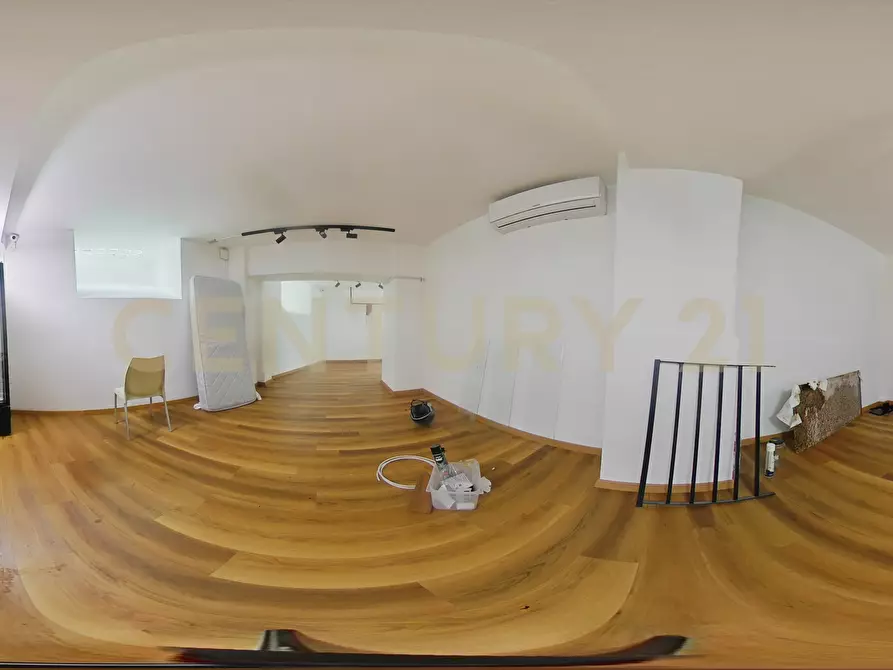 Immagine 34 di Bar / Ristorante in vendita  in Corso delle Province 43 a Catania