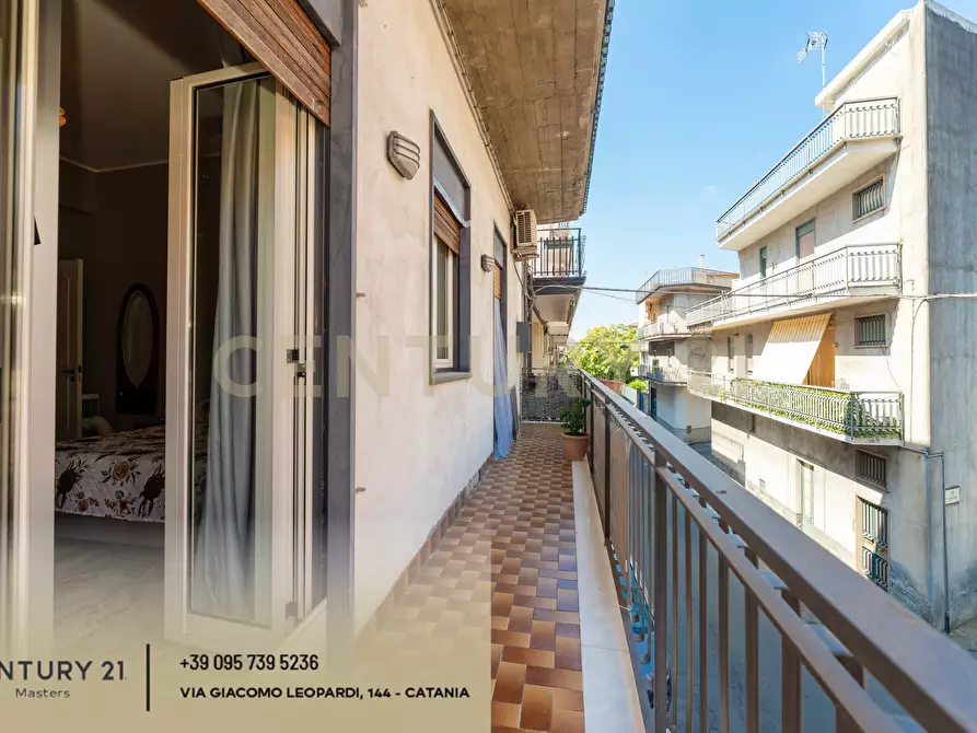 Immagine 21 di Pentalocale in vendita  in Via Isole Eolie 126 a Paterno'