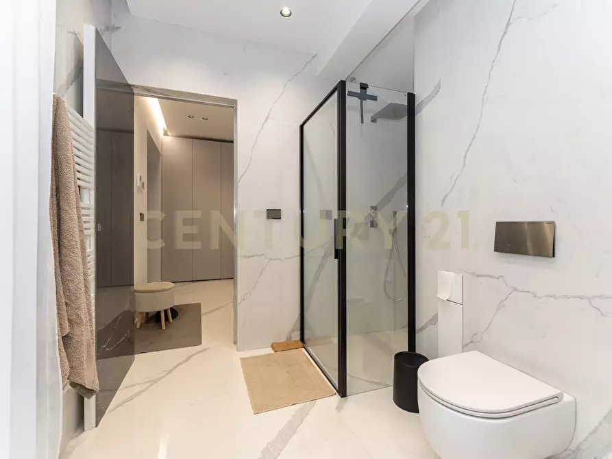 Immagine 61 di Villa in vendita  in Via Sant' Andrea 8 a Catania