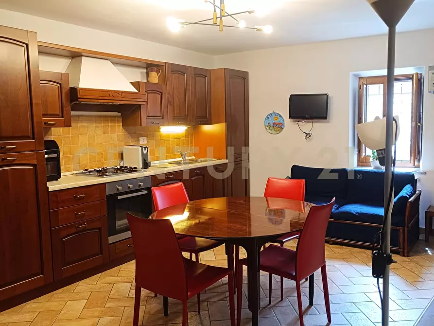 Immagine 3 di Pentalocale in vendita  in Frazione Cantone 11 a Parrano