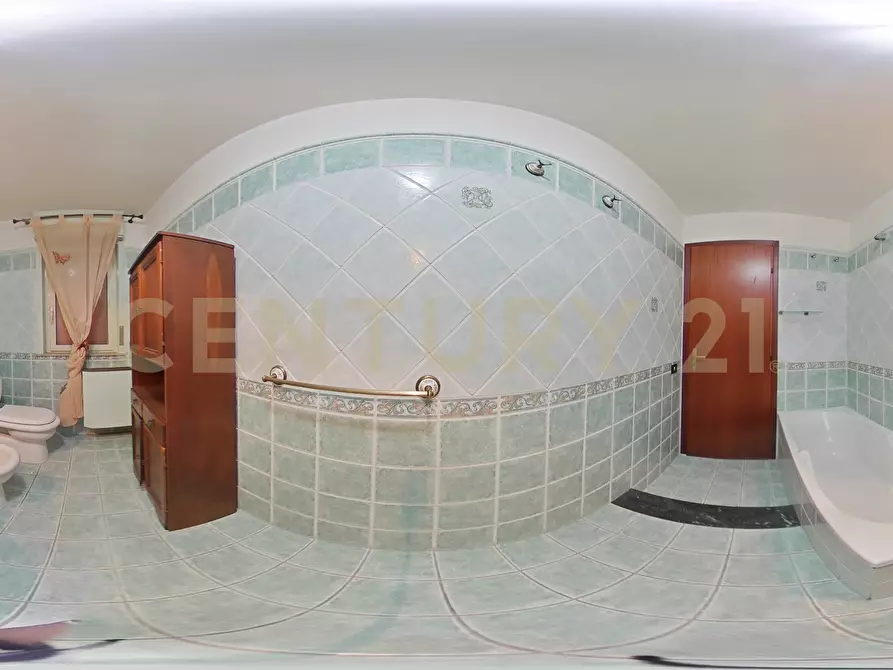 Immagine 71 di Attico in vendita  in Via Finocchiari 12 a Aci Catena