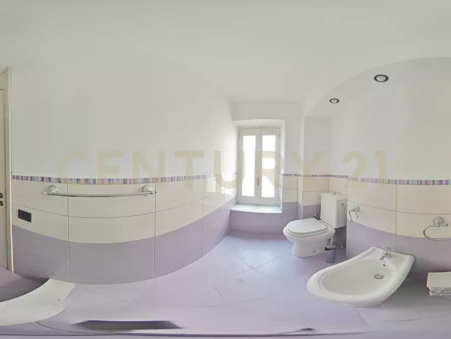 Immagine 120 di Villa in vendita  in Via Ingegnere 130 a Catania