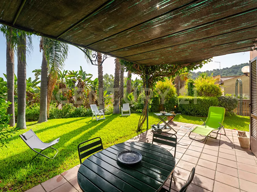 Immagine 15 di Villa in vendita  in Contrada Arcile a Augusta