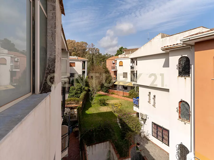 Immagine 27 di Trilocale in vendita  in Via Livorno 101 a Aci Castello