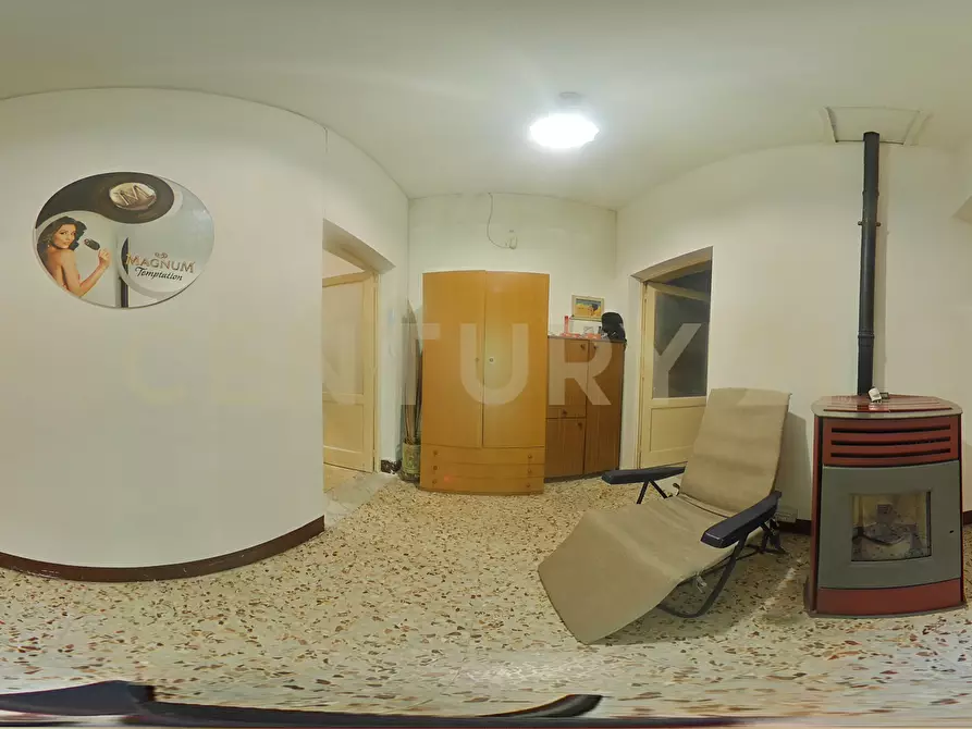 Immagine 60 di Casa indipendente in vendita  in Via Roma 66 a Camporotondo Etneo
