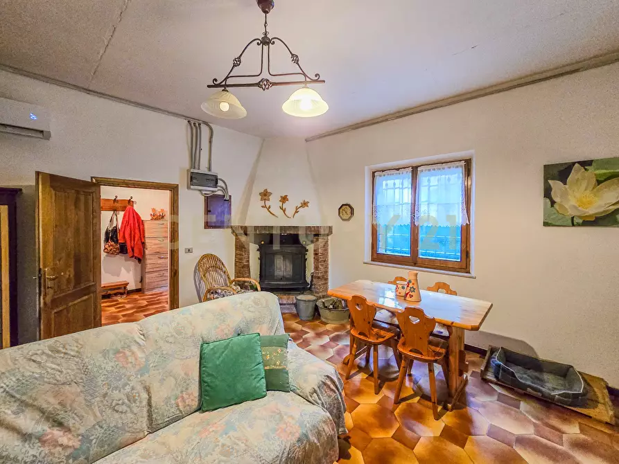 Immagine 6 di Rustico / casale in vendita  in Località Scovaventi 1 a Semproniano