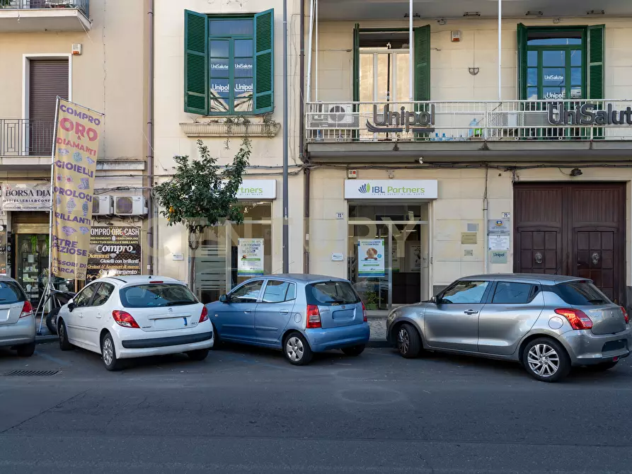 Immagine 6 di Locale commerciale in vendita  in Corso delle Province 23 a Catania
