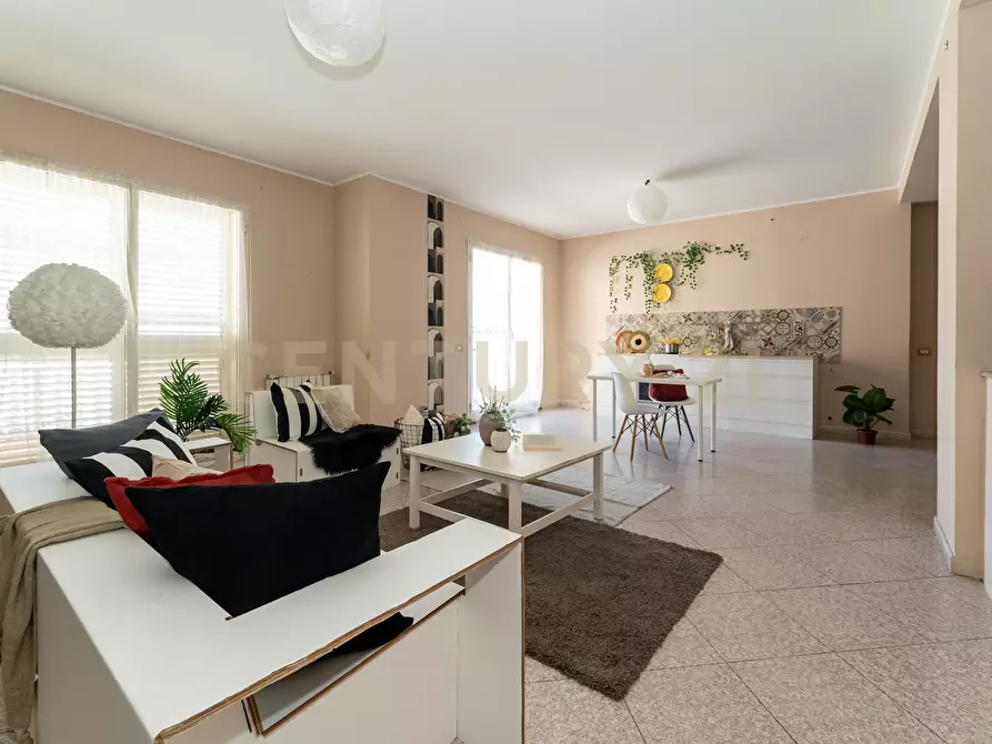 Immagine 9 di Appartamento in vendita  in Viale delle Olimpiadi 12 a Catania
