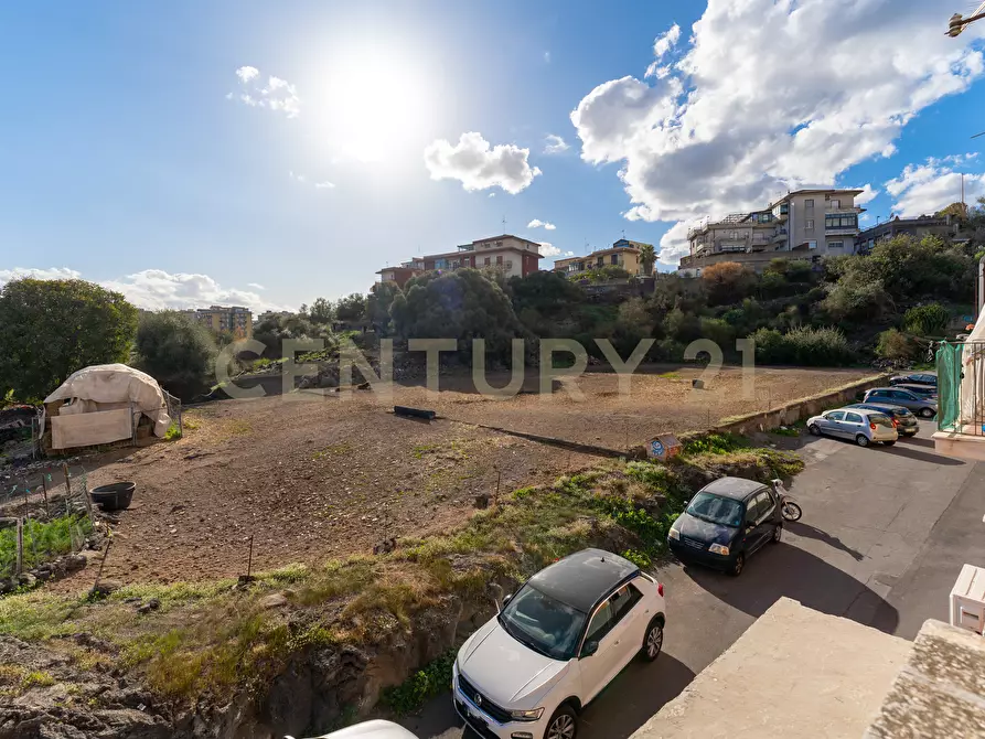 Immagine 30 di Casa indipendente in vendita  in Via Adelia 94 a Catania