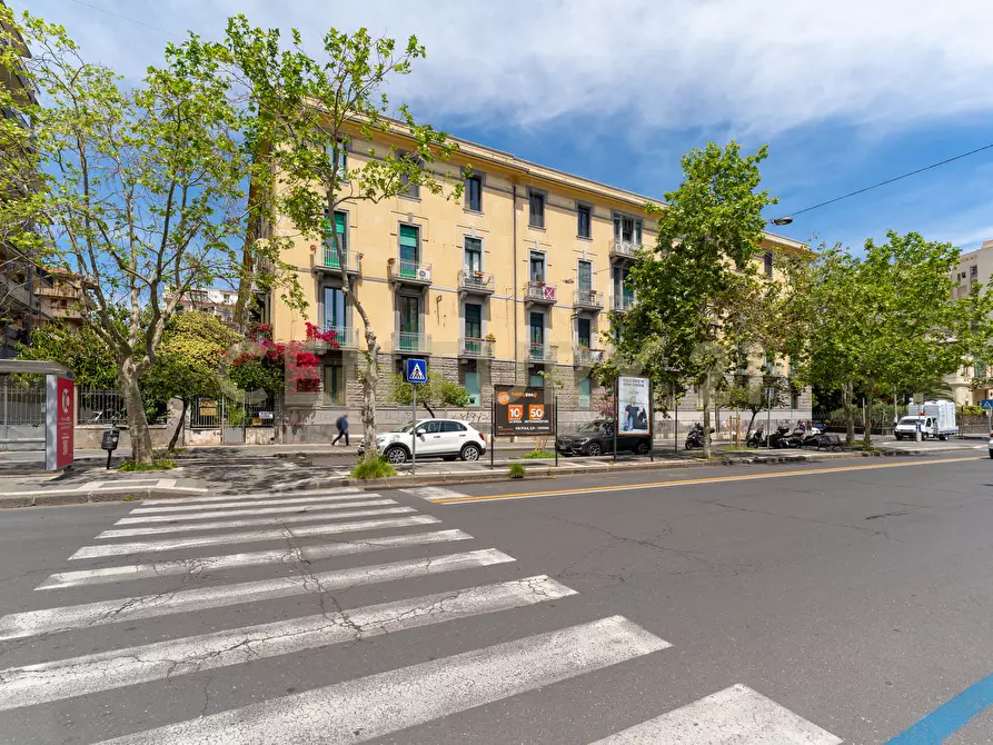 Immagine 1 di Appartamento in vendita  in Corso Italia 205-207 a Catania