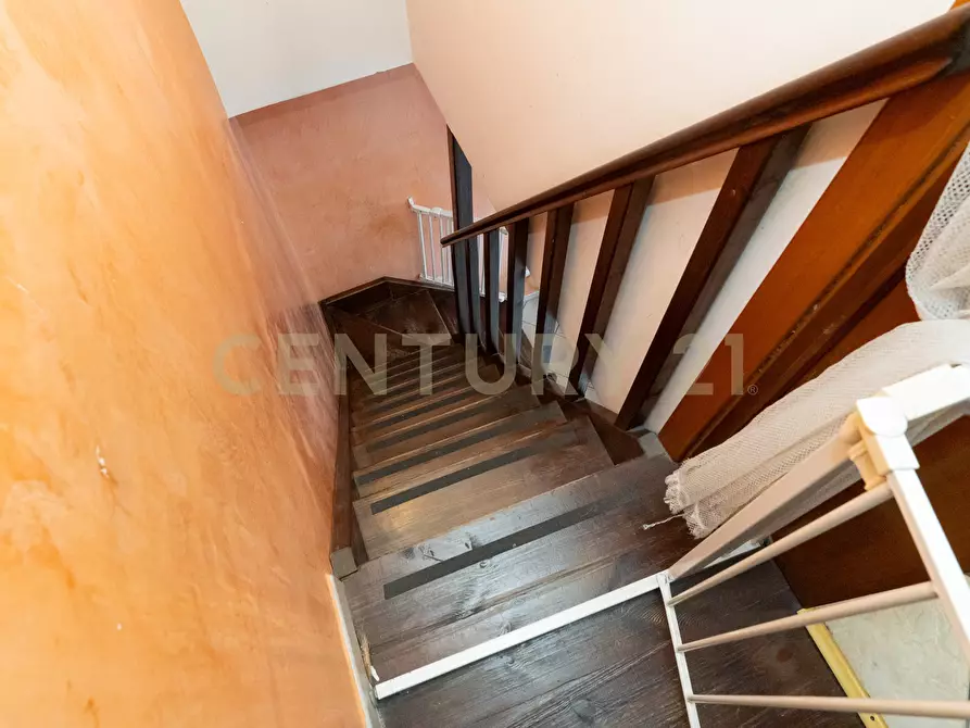 Immagine 25 di Trilocale in vendita  in Via del Vecchio Bastione 29 a Catania