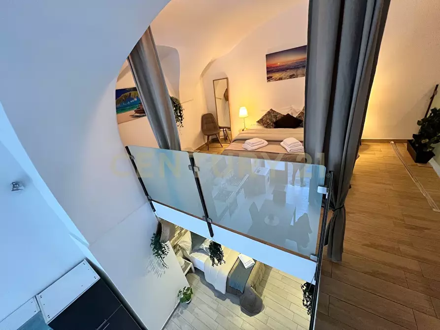 Immagine 41 di Loft/Open space in vendita  in Via Cristoforo Colombo 38 a Catania