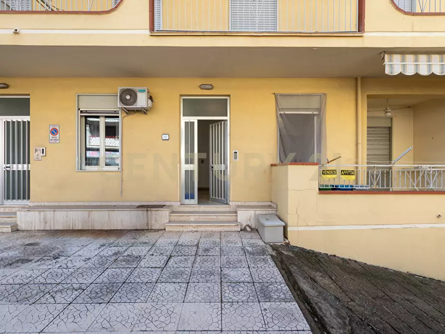 Immagine 2 di Trilocale in vendita  in Via Consolare Valeria 9797 a Sant'alessio Siculo