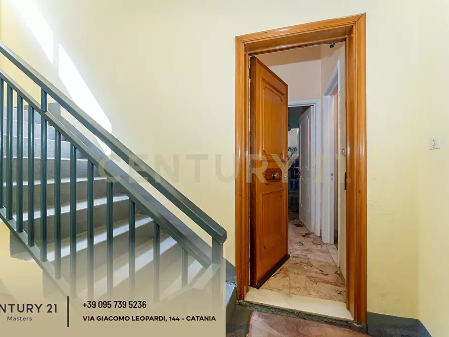 Immagine 6 di Pentalocale in vendita  in Via Isole Eolie 126 a Paterno'