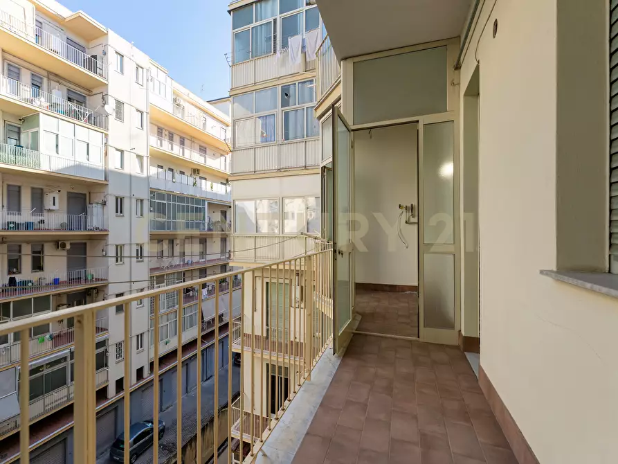 Immagine 49 di Appartamento in affitto  in Via Napoli 79 a Catania