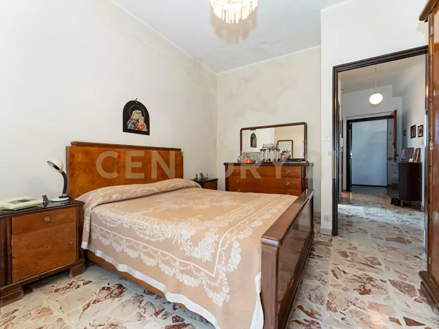 Immagine 39 di Palazzo in vendita  in Via Sebastiano Catania 284 a Catania