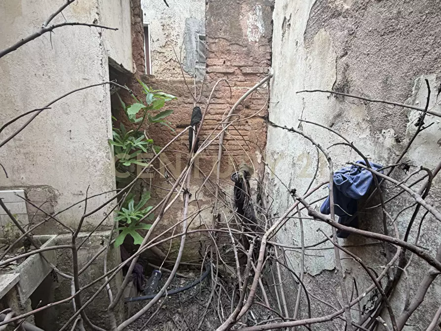 Immagine 20 di Appartamento in vendita  in Via Celeste 118 a Catania