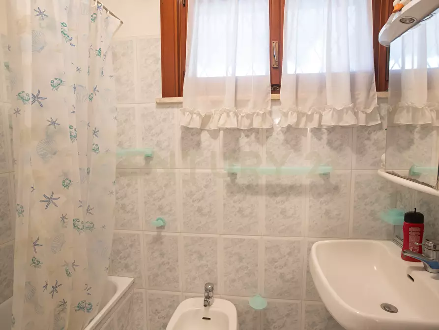 Immagine 20 di Quadrilocale in vendita  in Via Bartoli 5 a Follonica