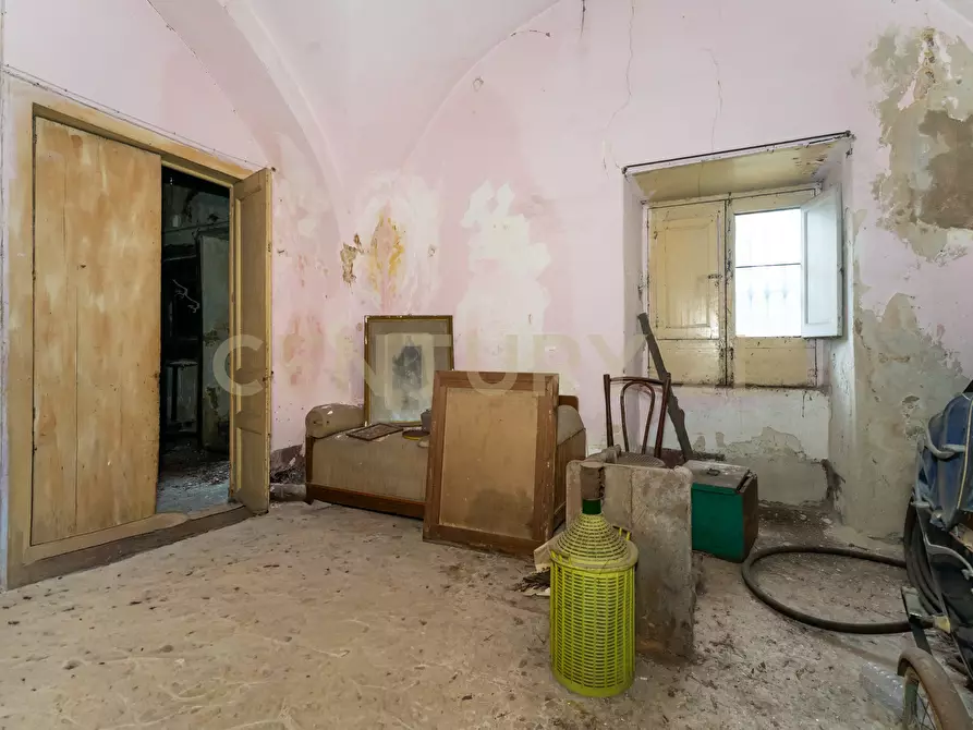 Immagine 54 di Casa indipendente in vendita  in Via Armando Diaz 83 a Zafferana Etnea