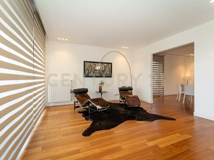 Immagine 41 di Villa in vendita  in Via Scala 58 a San Gregorio Di Catania