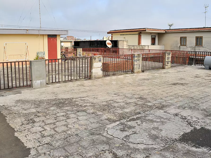 Immagine 23 di Appartamento in vendita  in Viale delle Olimpiadi 11 a Aci Catena