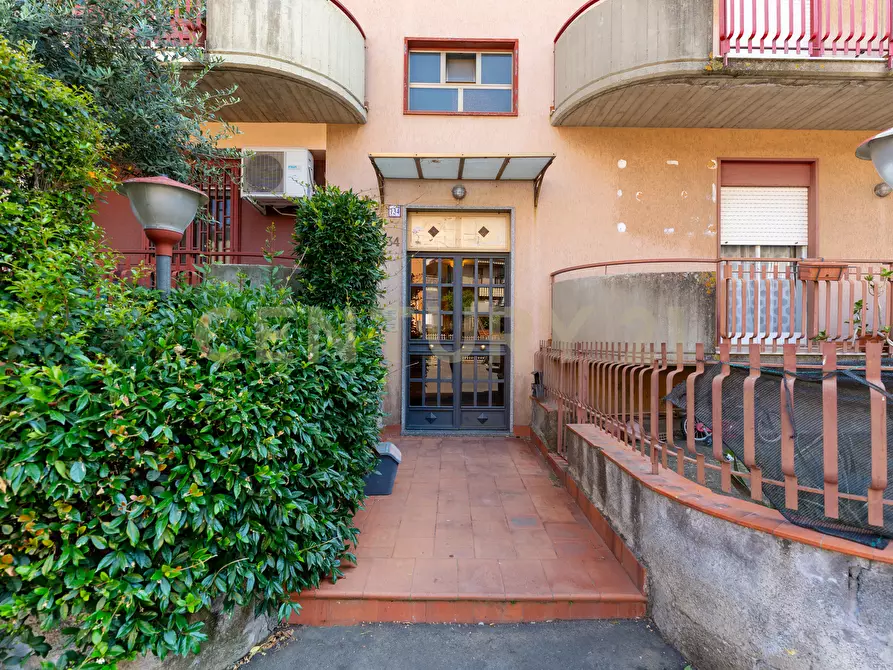 Immagine 3 di Trilocale in vendita  in Via San Nicolò 134 a Aci Catena