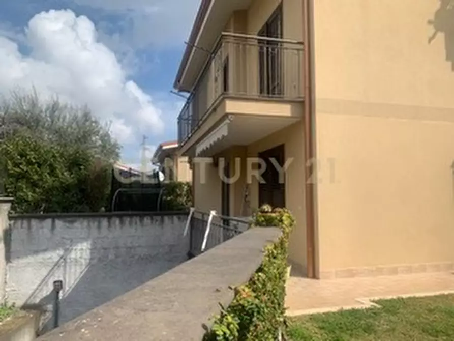 Immagine 16 di Porzione di casa in vendita  in Viale Europa 122 a San Gregorio Di Catania