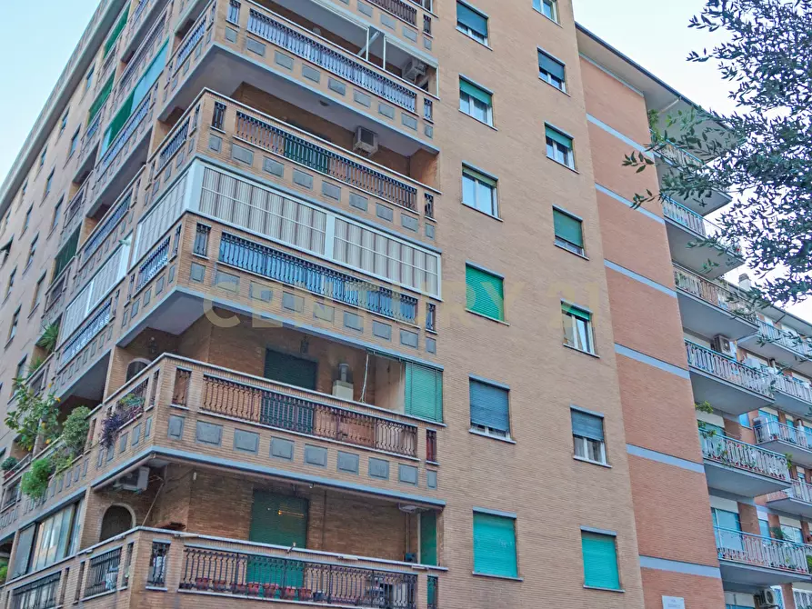 Immagine 23 di Locale commerciale in vendita  in Via Federico Nansen 24 a Roma