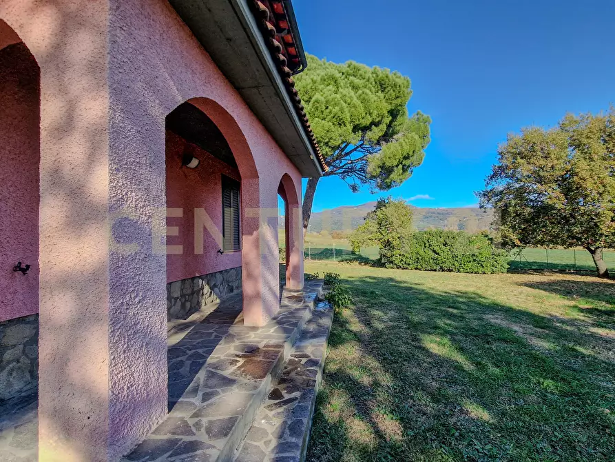 Immagine 3 di Villa in vendita  in Pian dei bichi a Roccastrada