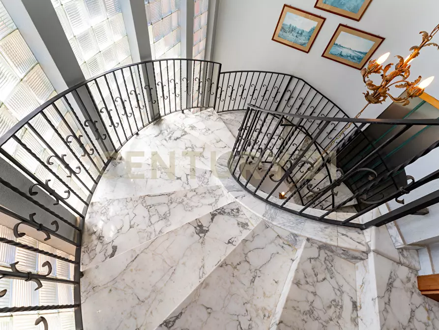 Immagine 91 di Villa in vendita  in Via Ottavia Penna 50 a Caltagirone