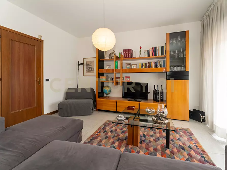 Immagine 51 di Quadrilocale in vendita  in Viale Giuseppe Lainò 7 a Catania