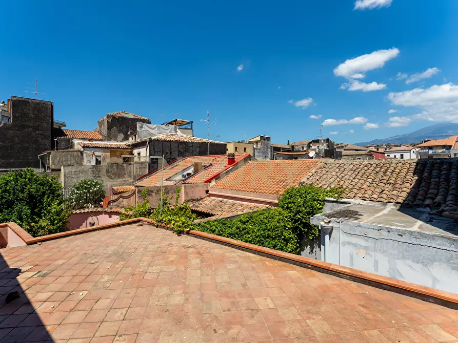 Immagine 24 di Casa indipendente in affitto  in Via Etnea 90 a Mascalucia