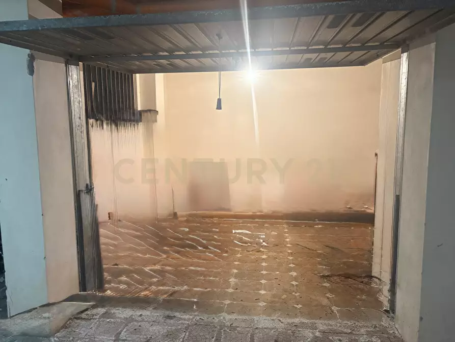 Immagine 32 di Pentalocale in vendita  in Via Francesco Baracca 59 a Riposto