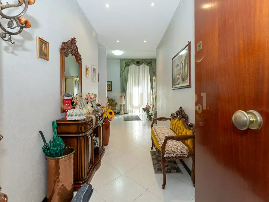 Immagine 3 di Trilocale in vendita  in Via Zuccarelli 70 a Catania